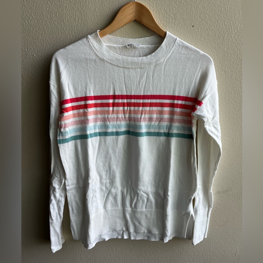 Gap white 100% cotton sweater